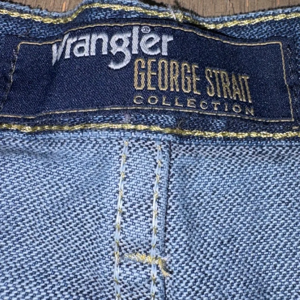 NWT Wrangler George Strait Jeans Mens 34x32 Slim Fit Bootcut Blue Denim Cowboy